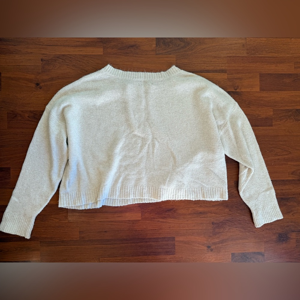 American Eagle Crop Cream Sweater with Button‎ Detail - Picture 7 of 7